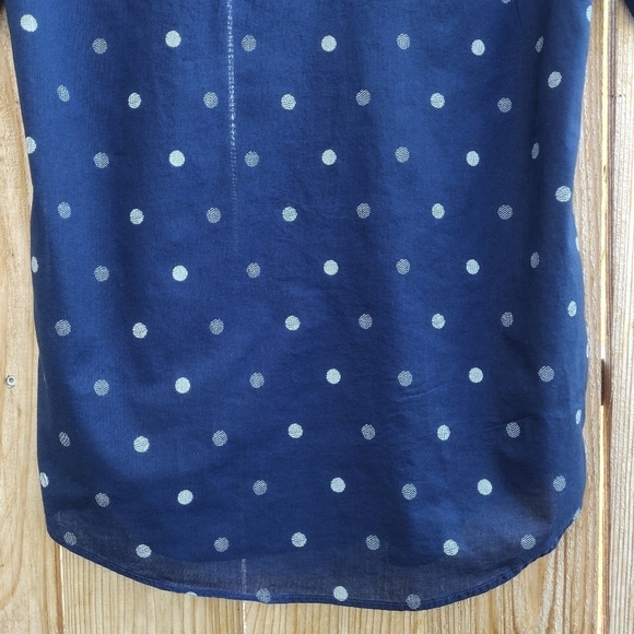 H&M - Dotted Short Sleeve Button Down Shirt - Picture 12 of 16